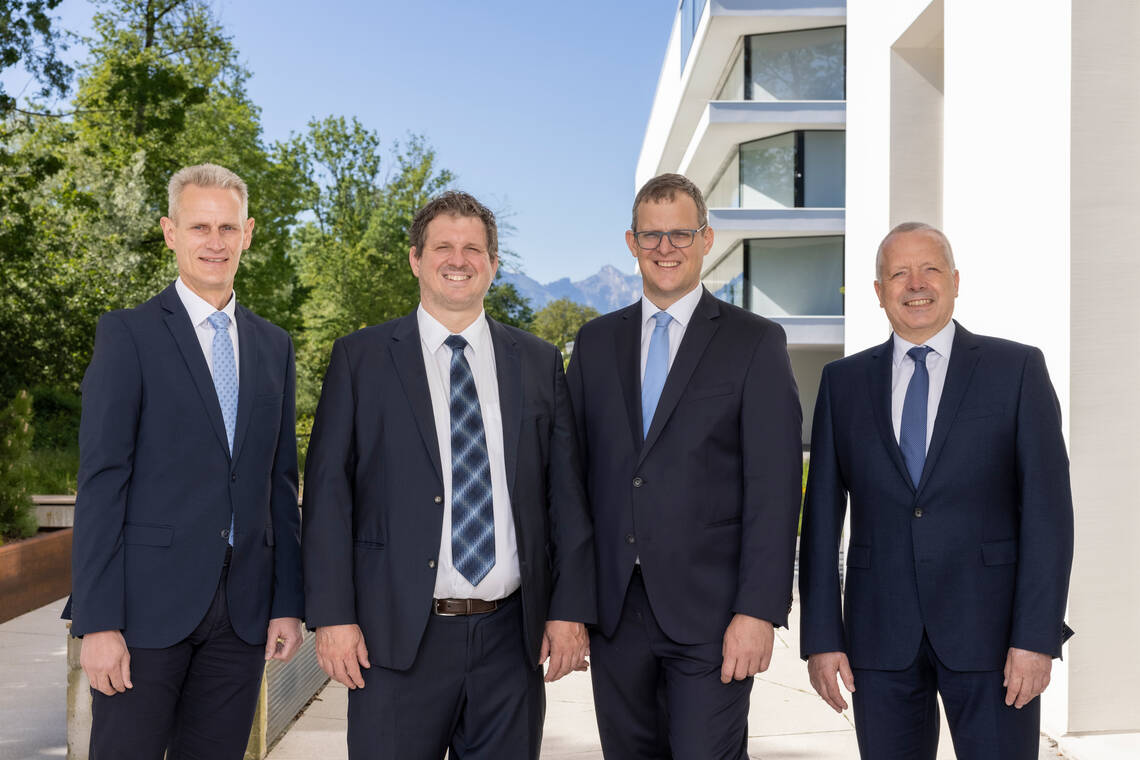 Executive Board der Dr. Risch-Gruppe Executive Board der Dr. Risch-Gruppe